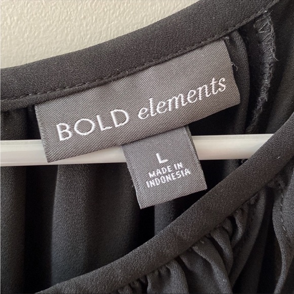 BOLD elements | L | Women’s Black Cut-Out Cold Shoulder Blouse - Picture 5 of 5